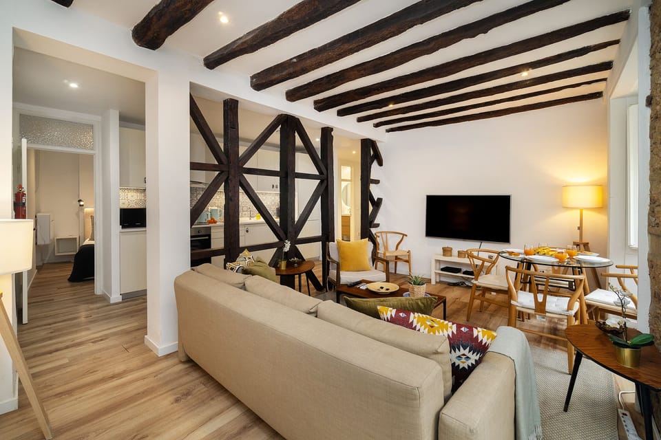 Apartment, 2 Bedrooms, 2 Bathrooms | Living area | Flat-screen TV