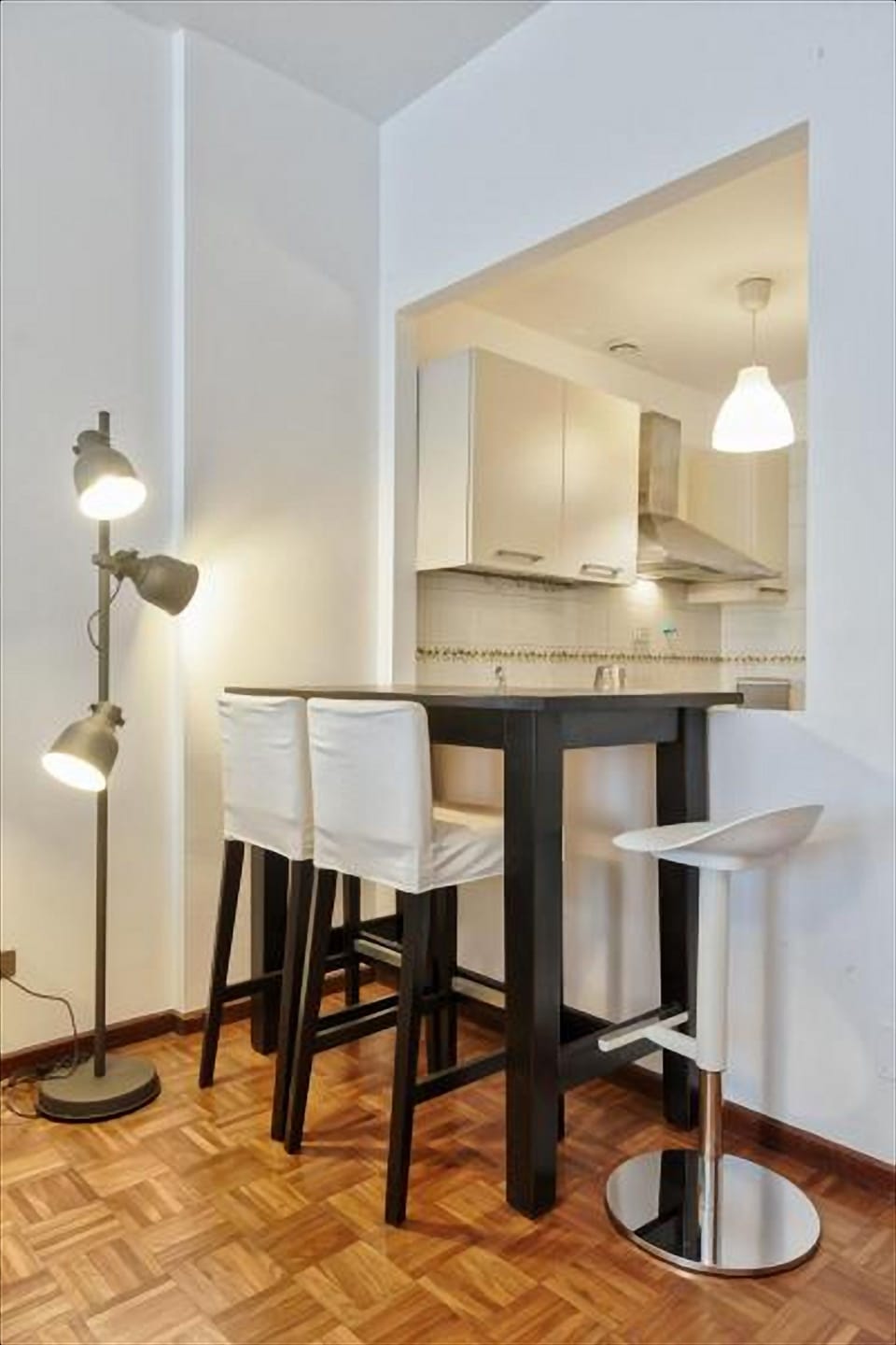 Studio | In-room dining