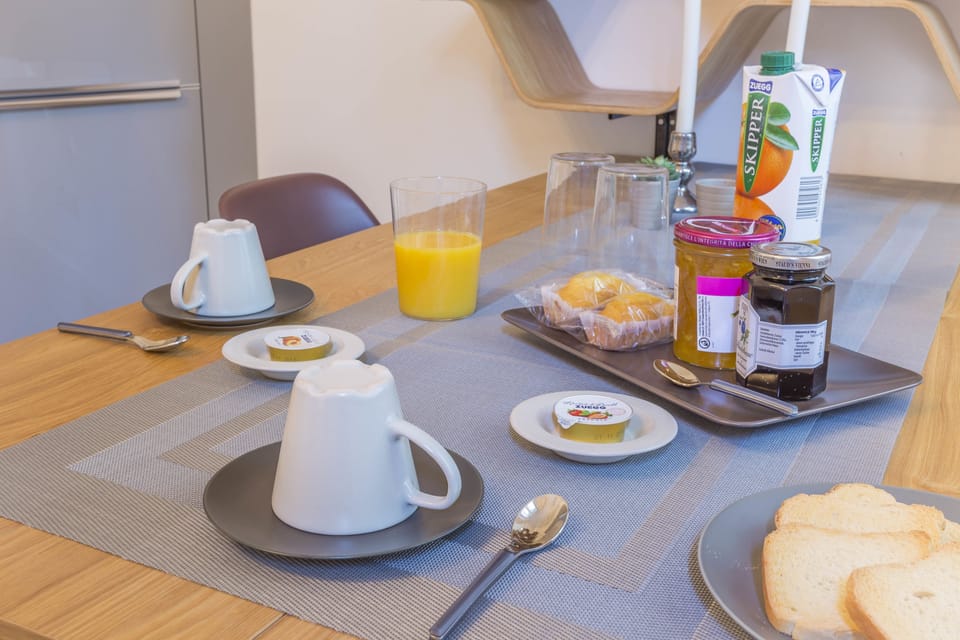 Apartment, 1 Bedroom | In-room dining