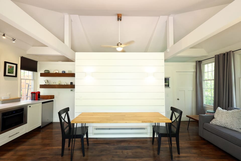 Villa entrance dining/work area.