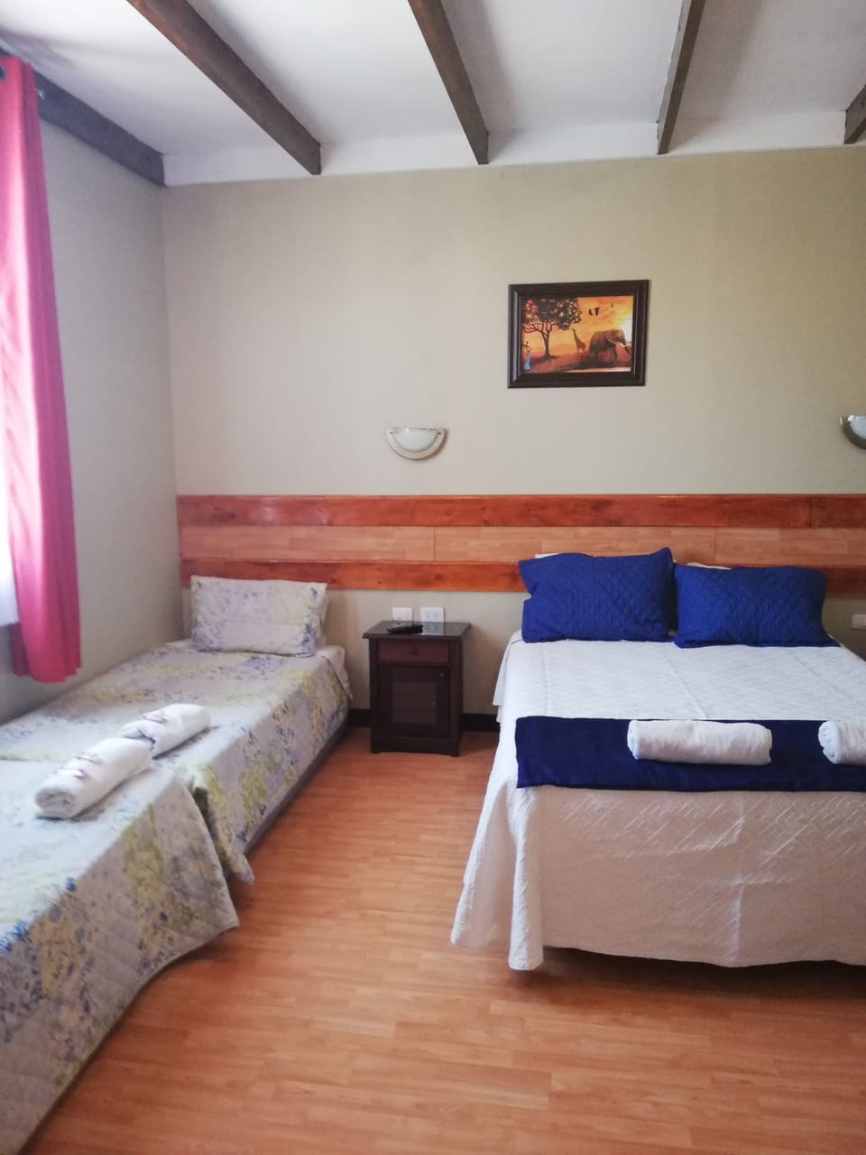 WiFi (free), bed sheets