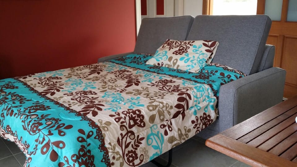 Queen Luxury Sofa Lounge.
There is 1 in each Cottage