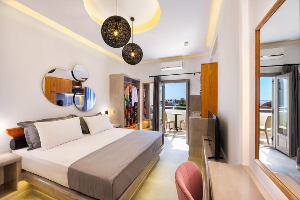 Superior Double Room | Hypo-allergenic bedding, in-room safe, soundproofing, bed sheets