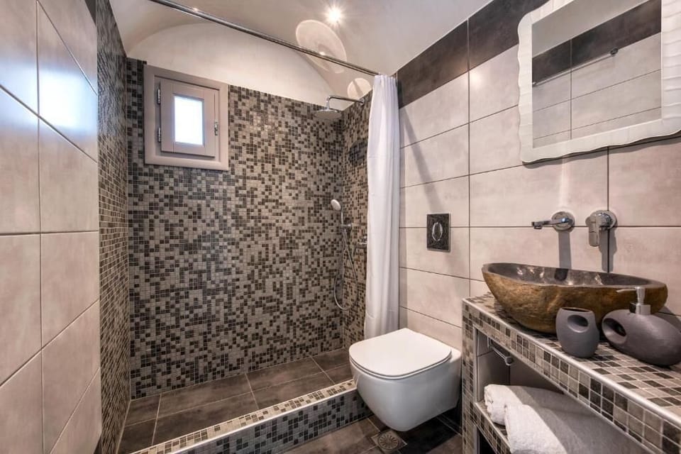 Villa Eleftheria Bed and Breakfast in Santorini