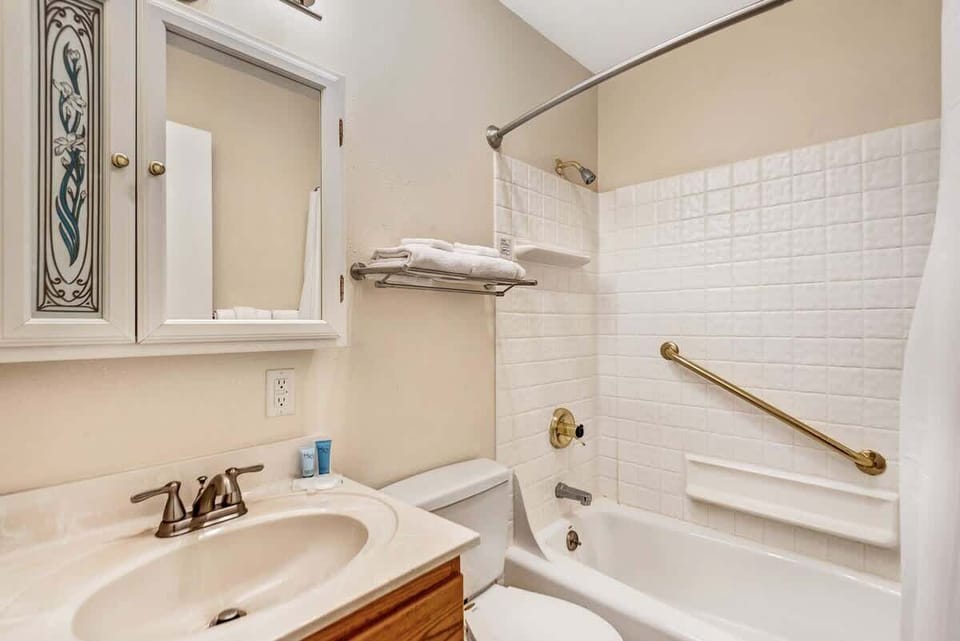 Bathroom #2 in the private bedroom