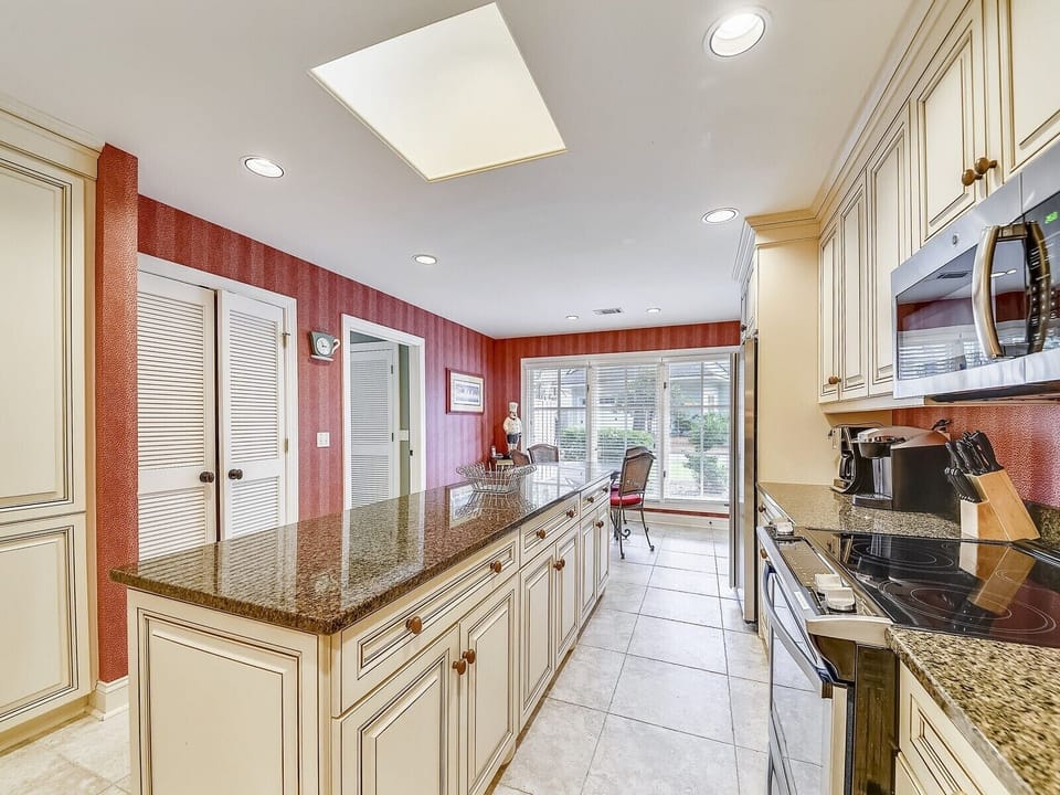 Kitchen at 24 Baynard Cove