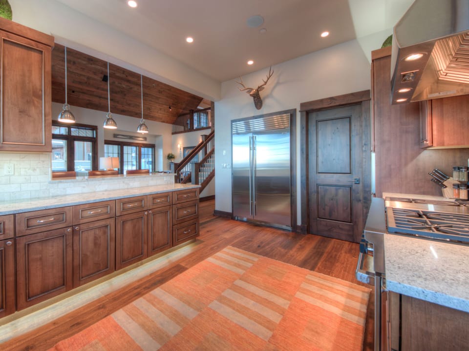 Cowboy Heaven Luxury Suite 7D, Kitchen 3