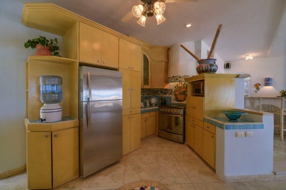 Sarita-Kitchen-Area-C-1024x682