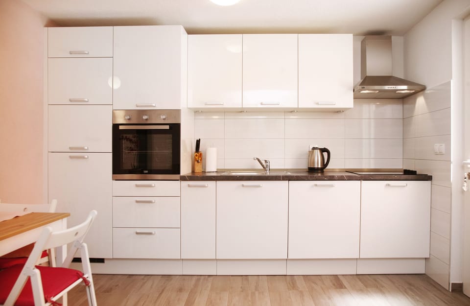 Full size kitchen, with all you need for 🥘 🍳 