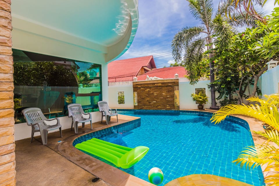 4 Bedroom Tewaree proche Walking Street