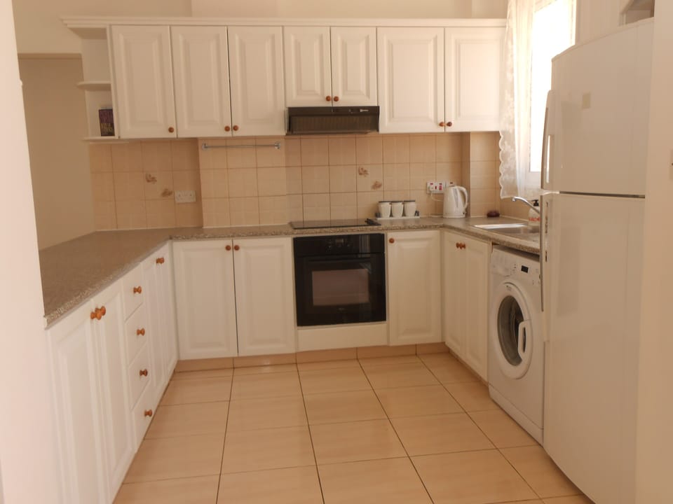 Well equipped Kitchen