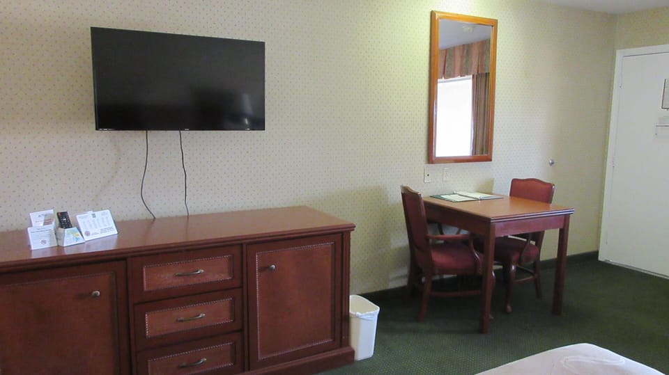 Standard Room, 2 Queen Beds | 2 bedrooms, in-room safe, desk, iron/ironing board
