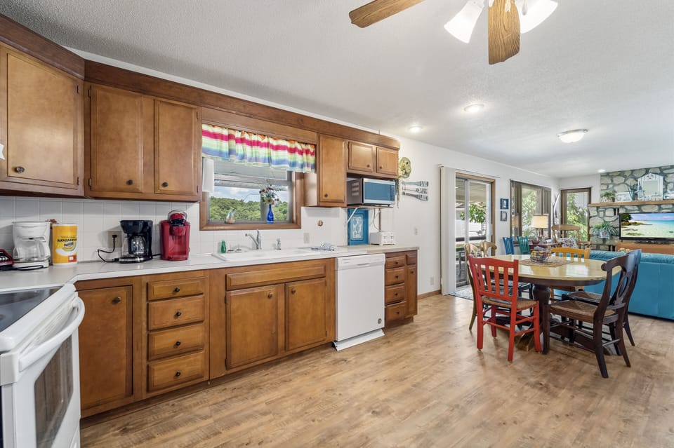 Kitchen and dining area
