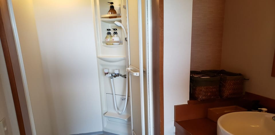 "Akatsuki" Double Room, A shower-stall, Ocean View, Non Smoking | Bathroom | Separate tub and shower, spring water tub, free toiletries, hair dryer