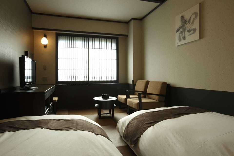 In-room safe, iron/ironing board, free WiFi, bed sheets