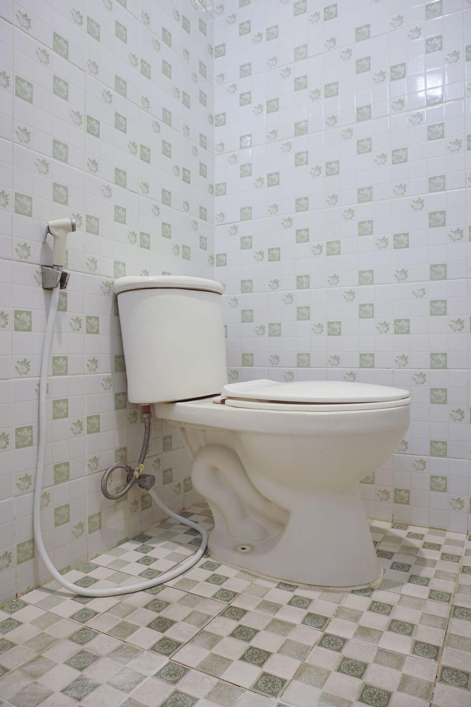 Deluxe Double Room, 1 Double Bed, Non Smoking | Bathroom | Shower, towels