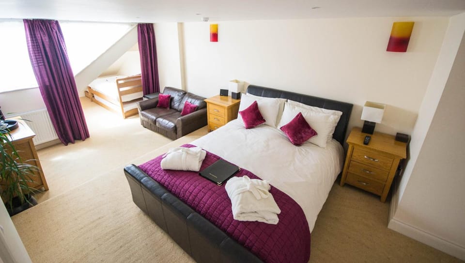 Soundproofing, iron/ironing board, free WiFi, bed sheets