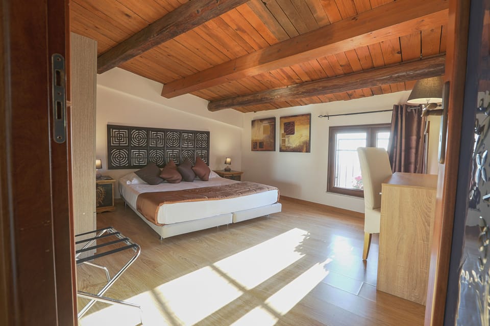 Basic Double or Twin Room, 1 Bedroom, City View, Tower | Frette Italian sheets, premium bedding, minibar, desk