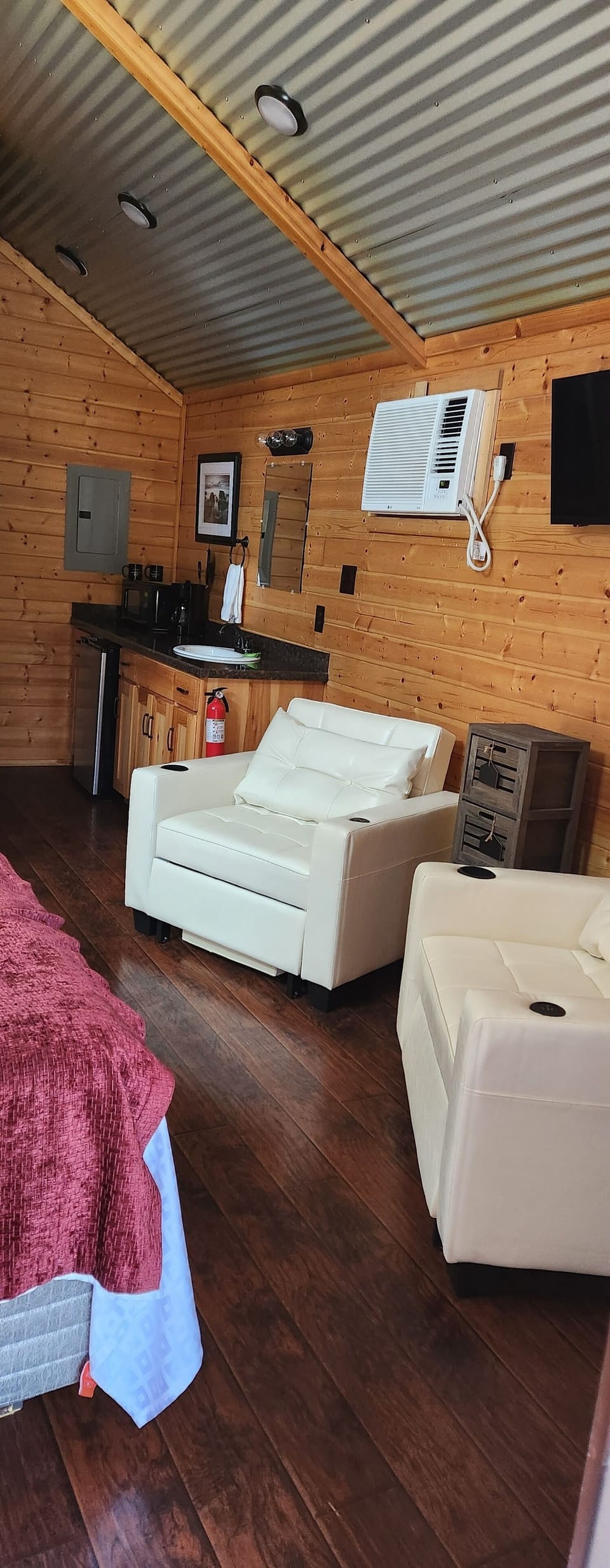 Cabin #3 | 1 bedroom, premium bedding, individually decorated