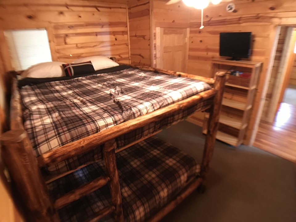 bedroom #3, queen bunk beds