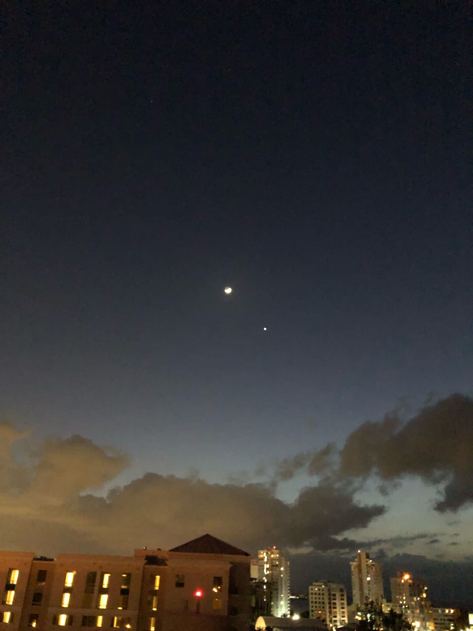 The moon and Venus seen from the balcony 