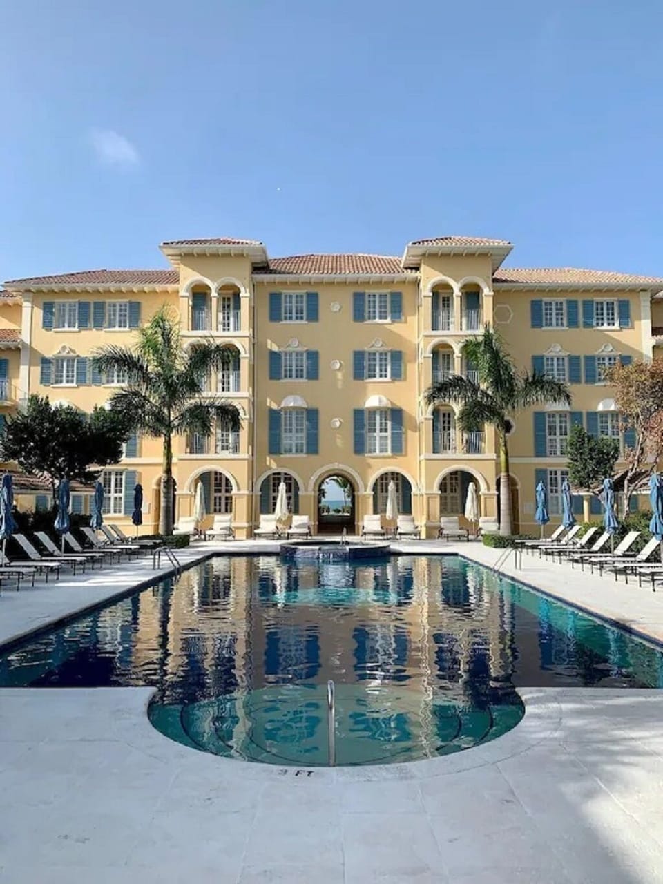 Enjoy our full size pool, hot tub and full service poolside bar