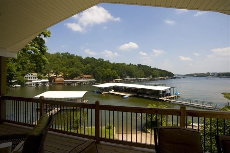 Great View of the Lake!