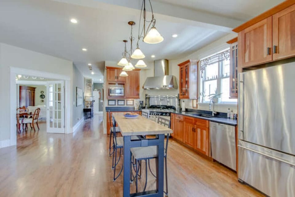 Kitchen or dining area detail