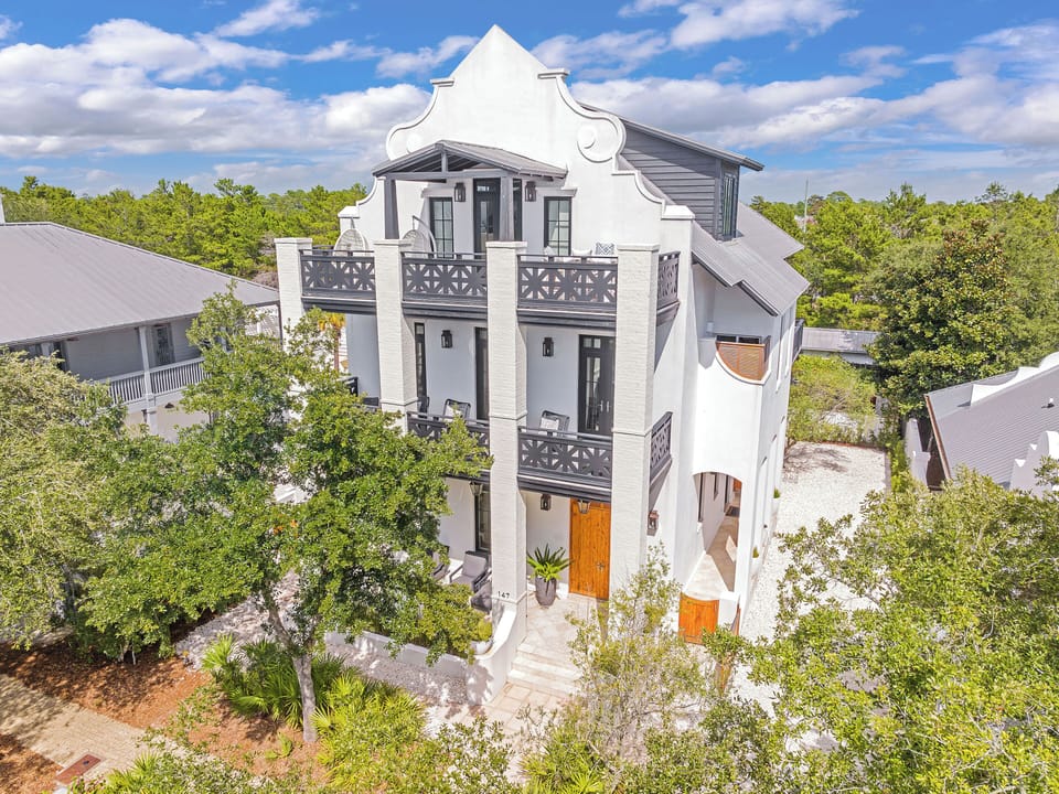 The Stunning Dutch In Rosemary just steps from the Gulf