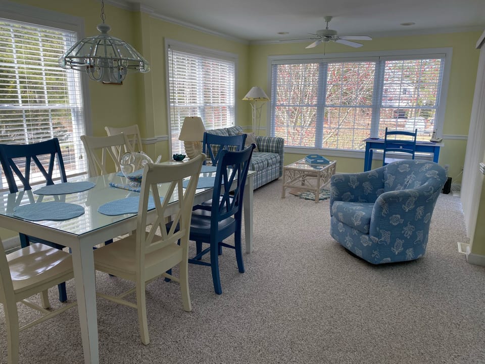 Dining room seats 8 comfortably.