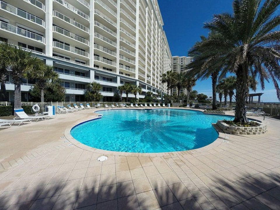 One of 4 pools that are accessible from the boardwalk behind the building