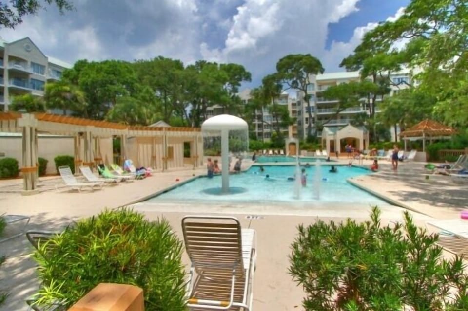 windsor pool with mushroom waterfall