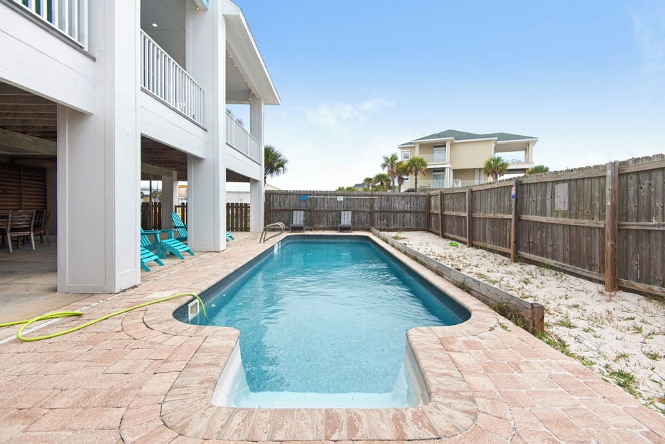 Heated pool