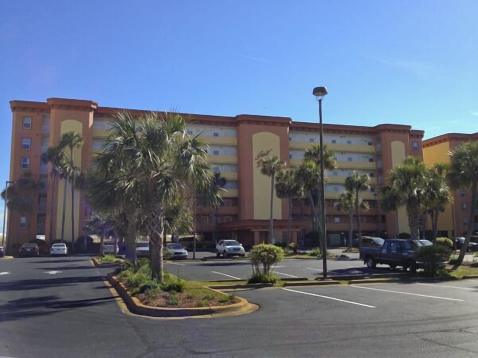 Front View of Gulf Dunes. My unit is on top just above palm tree