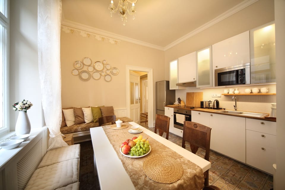 Fully equipped kitchen