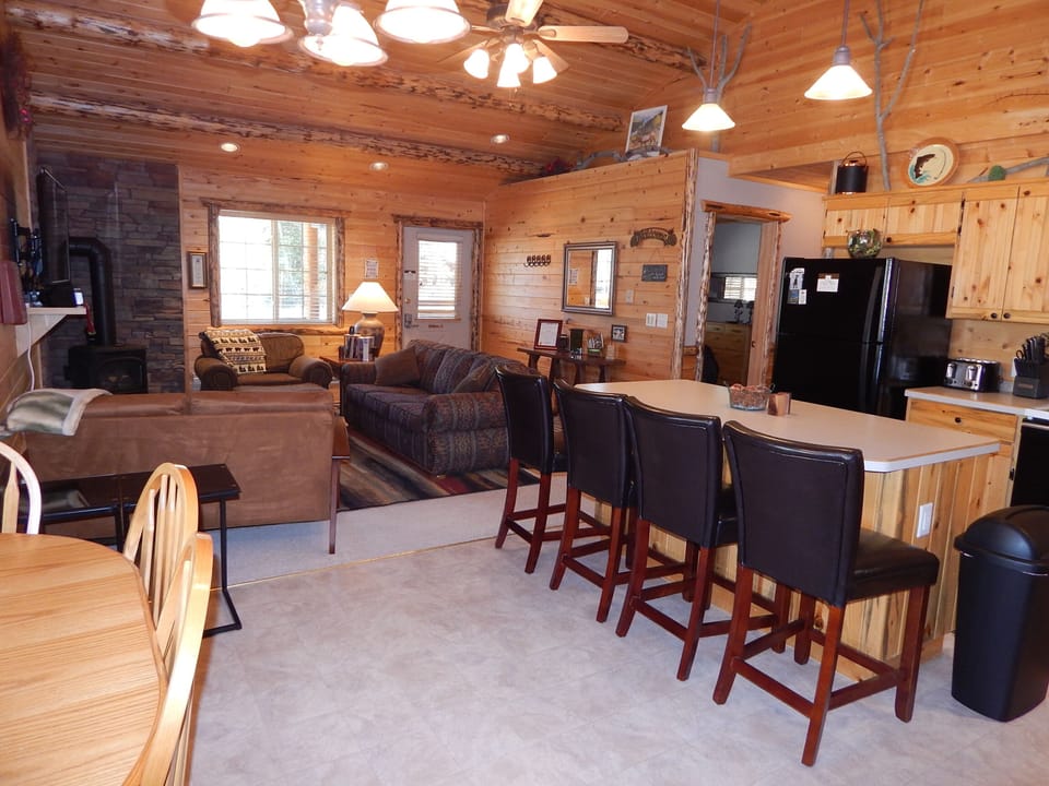 Great room for everyone to get together!