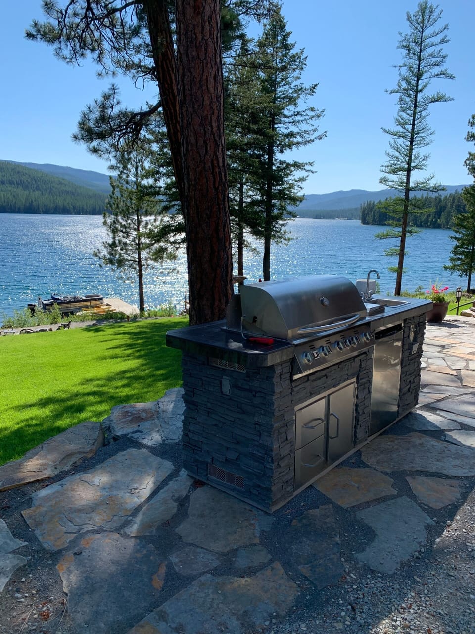 Outdoor kitchen