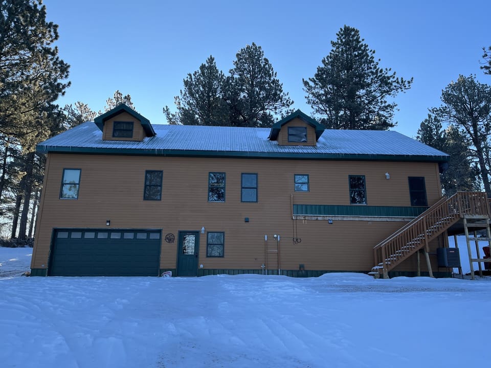 Ponderosa Hills vacation cabin - winter
