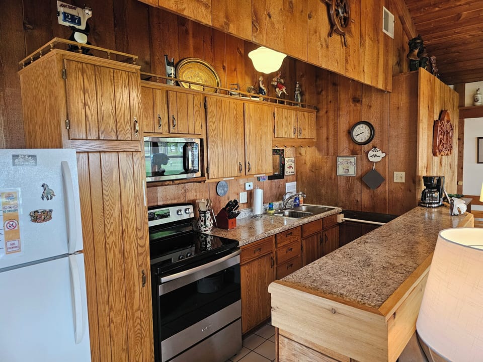 Full Kitchen