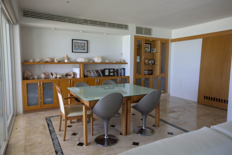 Poker game area