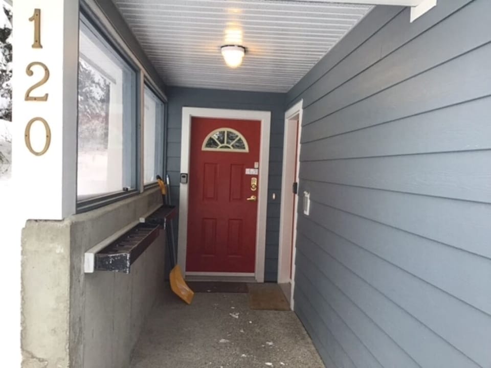 Exterior Entryway 