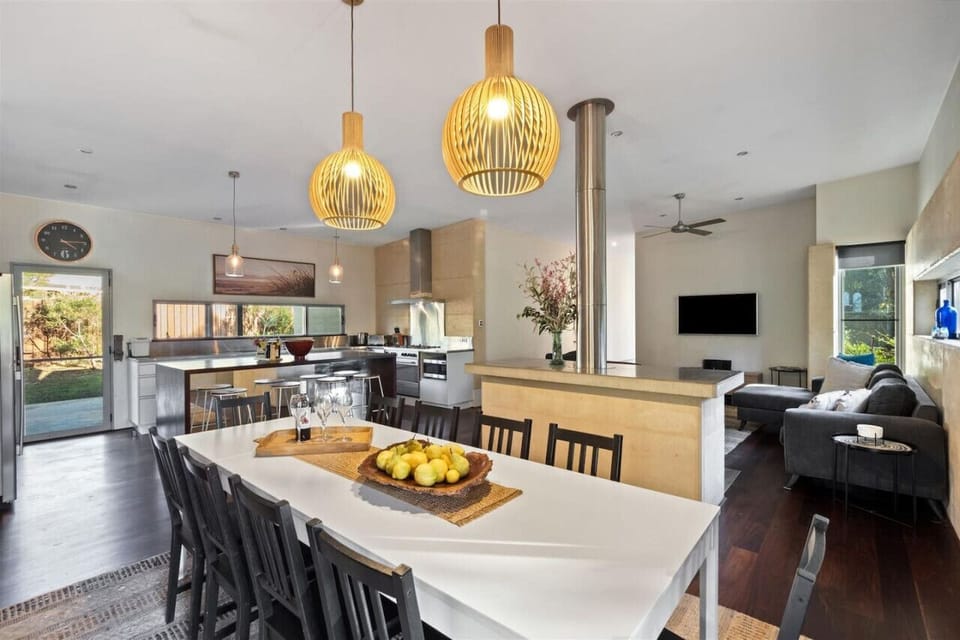 Dining area - 10 Seaters