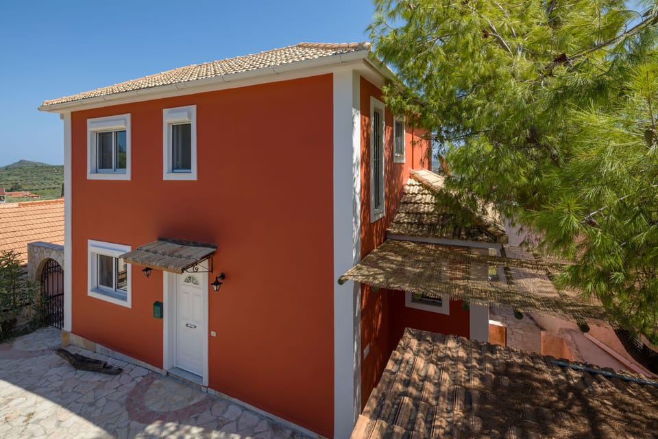 Fabulous Two Bedroom Villa with sea and mountain views!