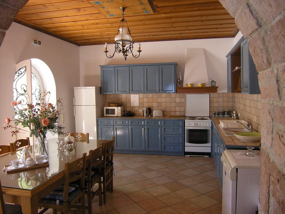 Villa Olympia's Corfu, Vigla Kitchen 