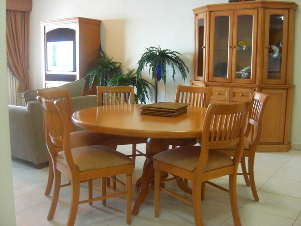 nice family dining area