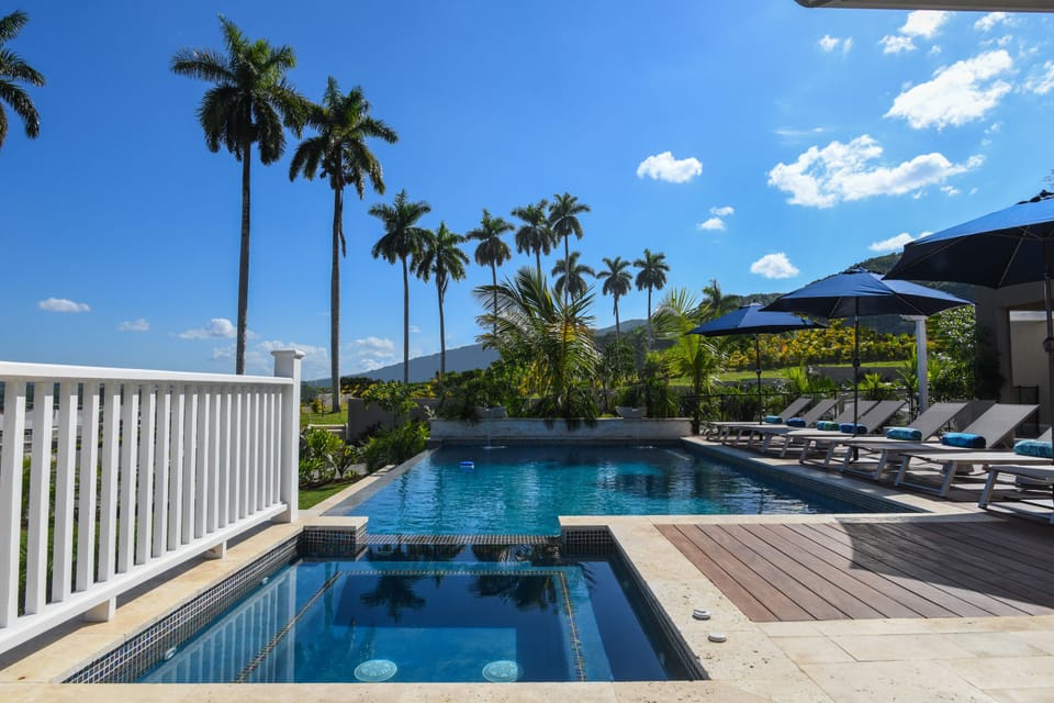 Pool and Jacuzzi
