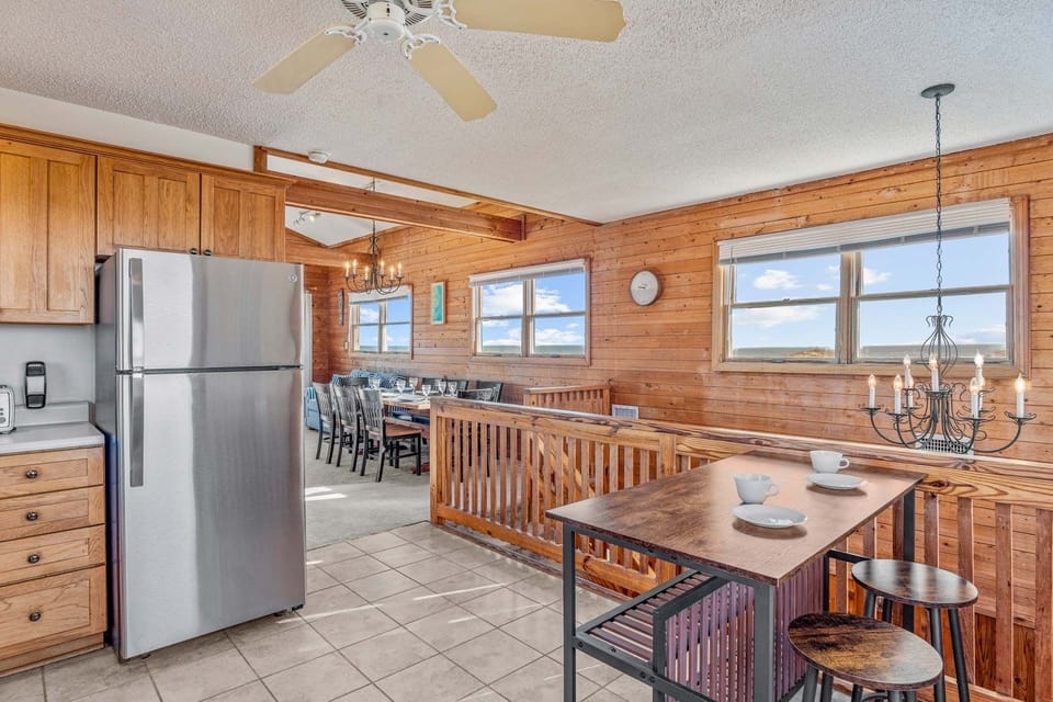 Surf or Sound Realty - 142 - Topside - Kitchen -2