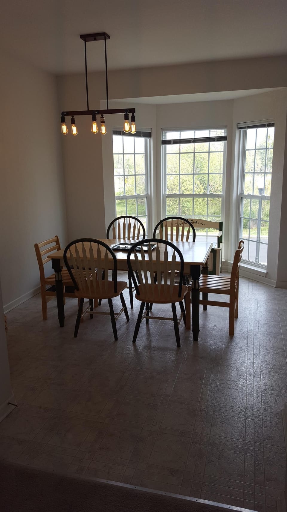 This is an old table, updated to square table that seats 8, need new pic