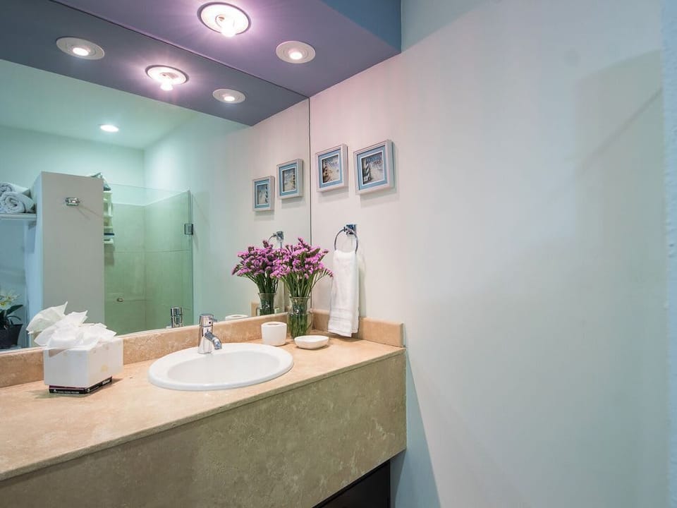 private 2nd bathroom