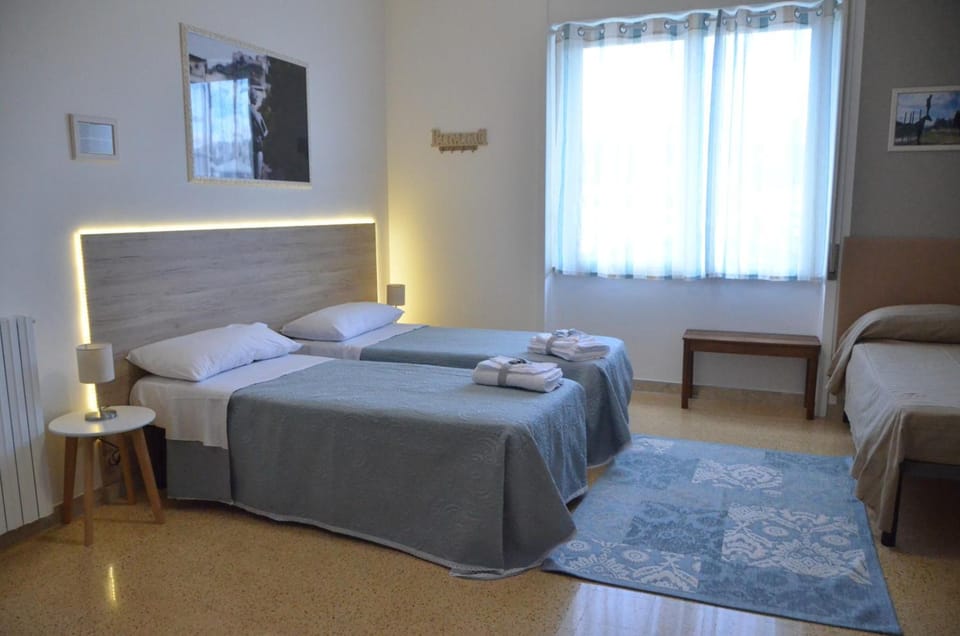 Desk, soundproofing, iron/ironing board, free WiFi